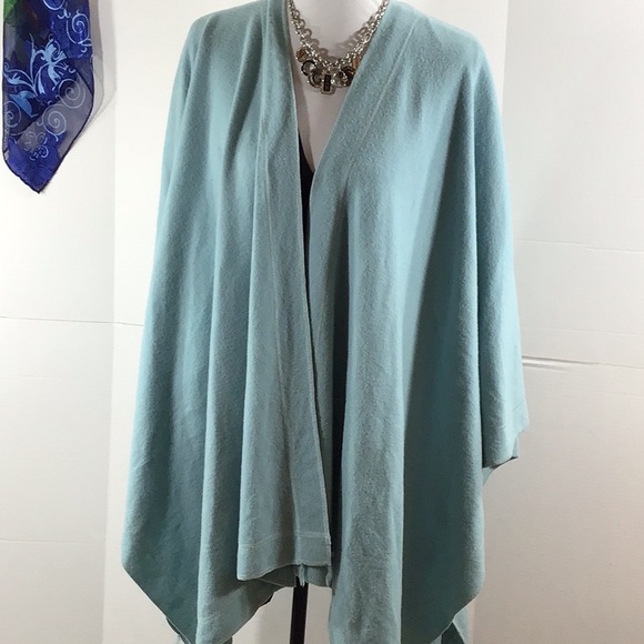 Andrea Jovine Soft aqua Blue merino Wool Shawl cape poncho - Picture 2 of 8